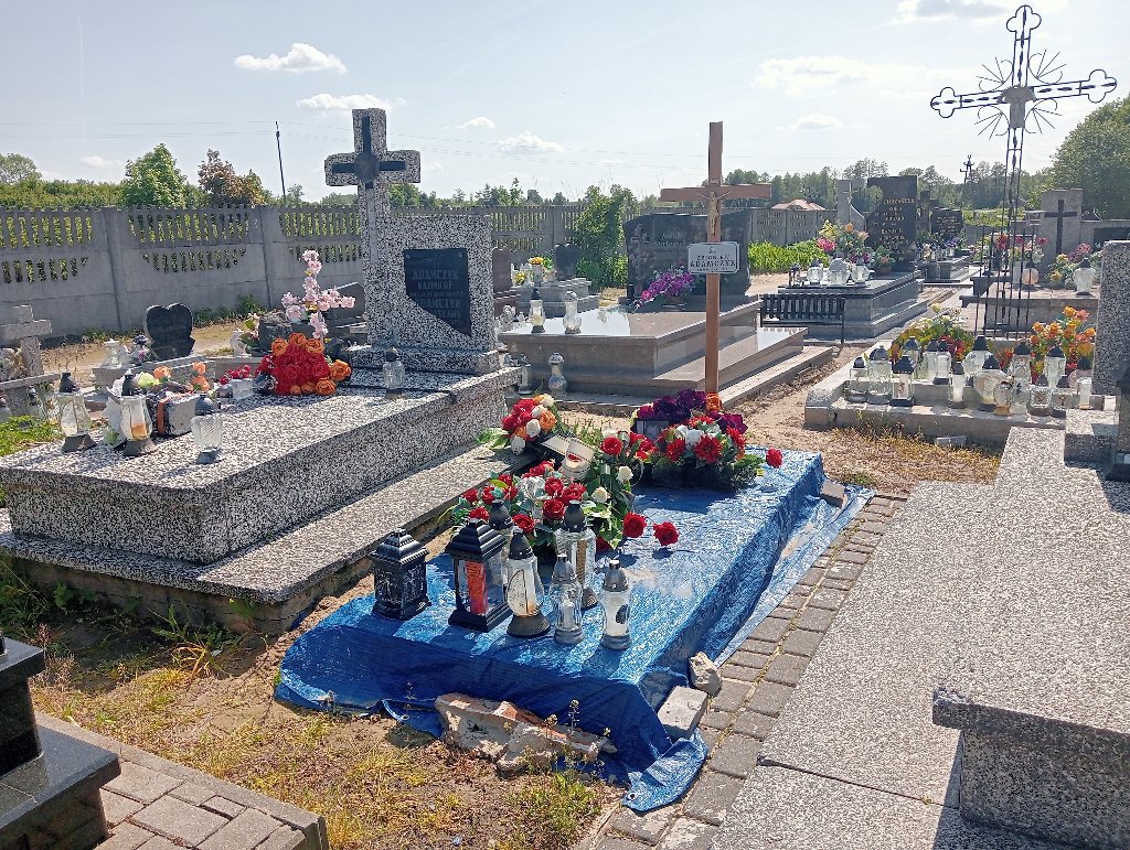 Grób Zbigniew Adamczyk
