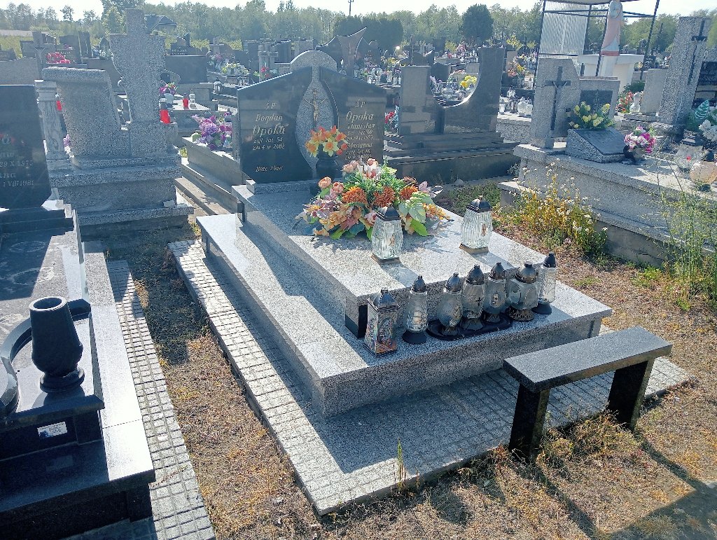 Grób Bogdan Opoka