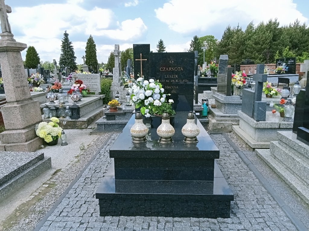 Grób Leszek Czarnota