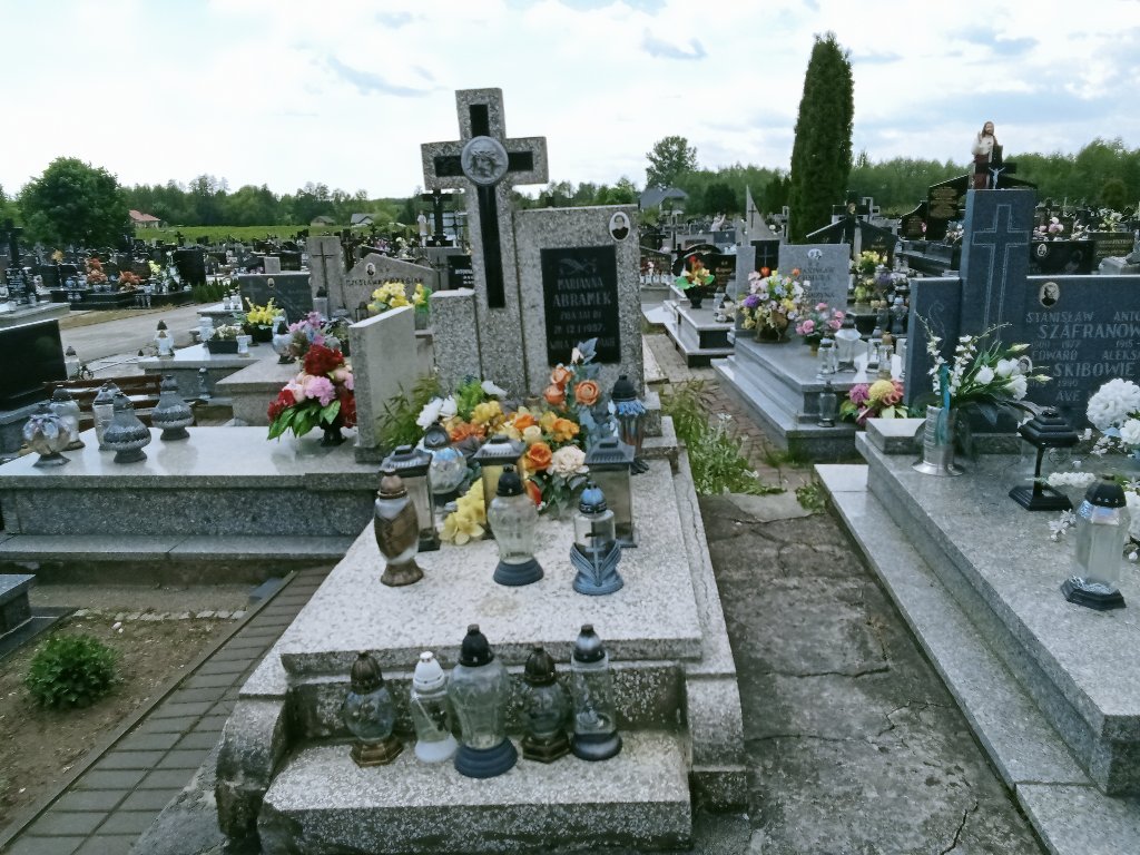 Grób Marianna Abramek